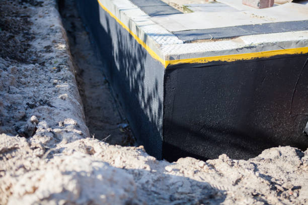 Professional Vapor Barrier Installation technician working in Haviland, OH